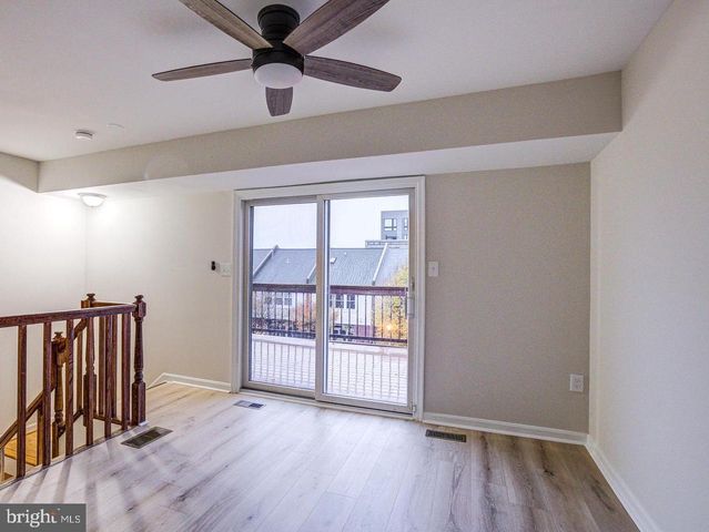 2011 FOUNTAIN ST, Baltimore, MD 21231
