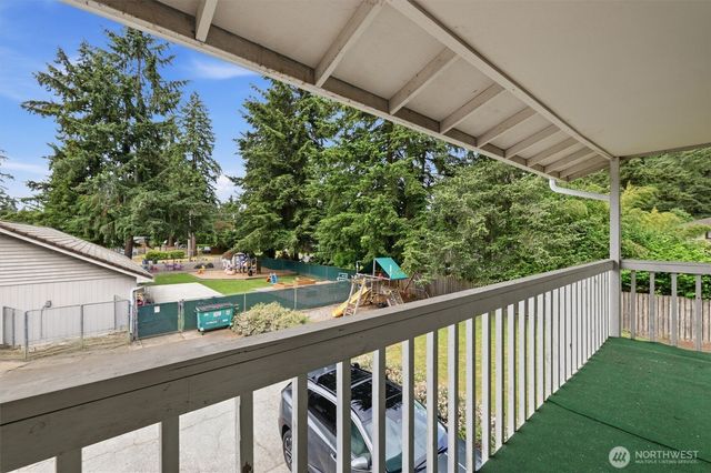 12813 109th Avenue Ct E, Puyallup, WA 98374
