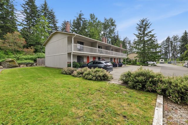 12813 109th Avenue Ct E, Puyallup, WA 98374