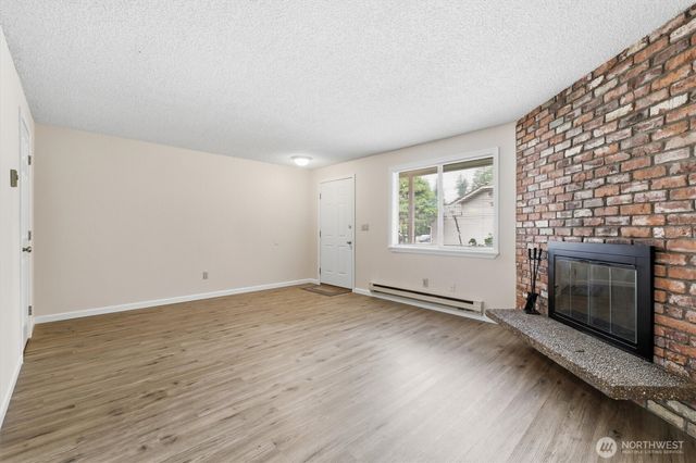 12813 109th Avenue Ct E, Puyallup, WA 98374
