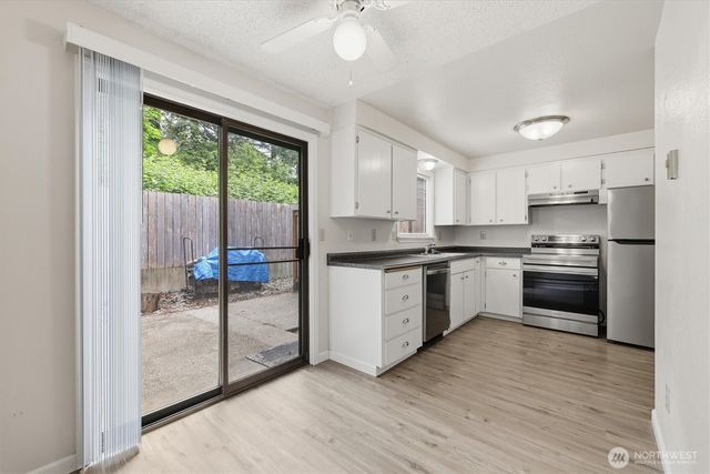 12813 109th Avenue Ct E, Puyallup, WA 98374