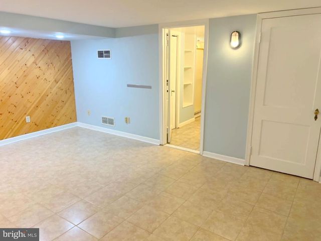 35 MURDOCK RD, Baltimore, MD 21212