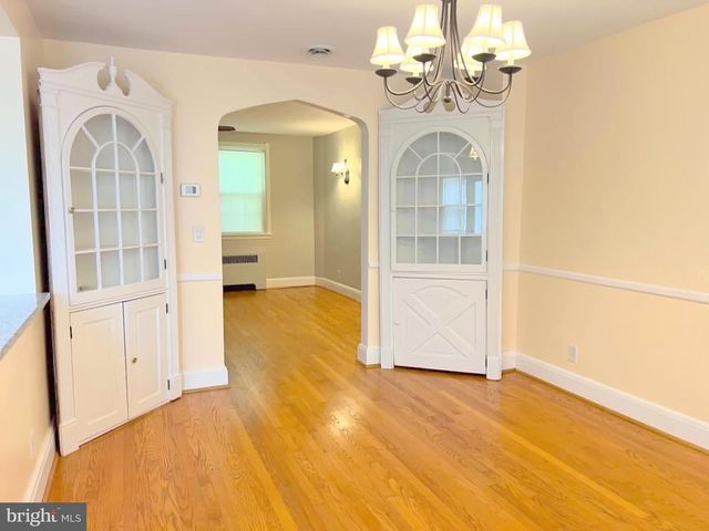 35 MURDOCK RD, Baltimore, MD 21212