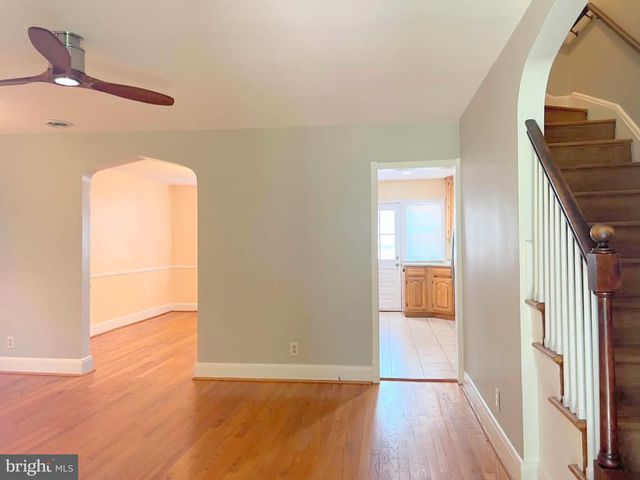 35 MURDOCK RD, Baltimore, MD 21212