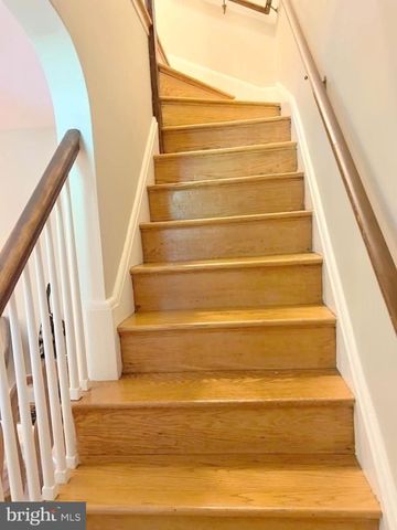 35 MURDOCK RD, Baltimore, MD 21212