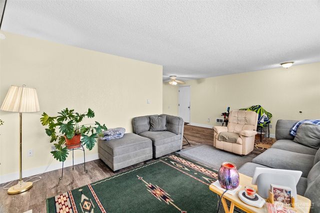 401 E 66th Street, Tacoma, WA 98404