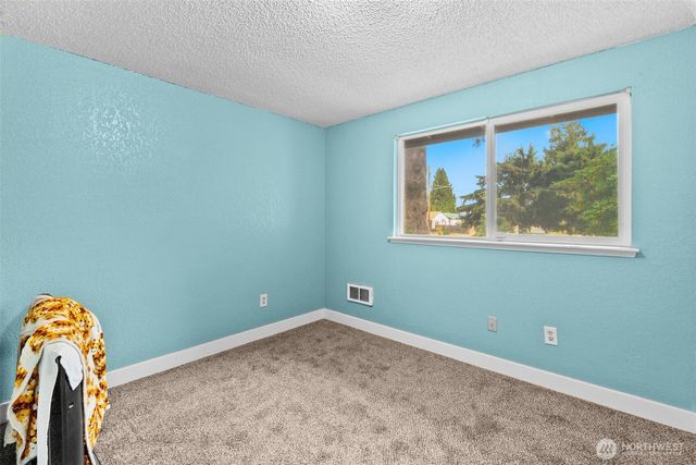 401 E 66th Street, Tacoma, WA 98404