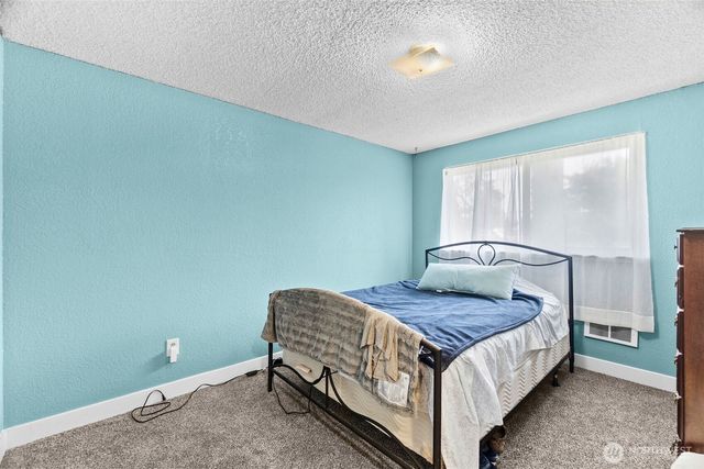 401 E 66th Street, Tacoma, WA 98404