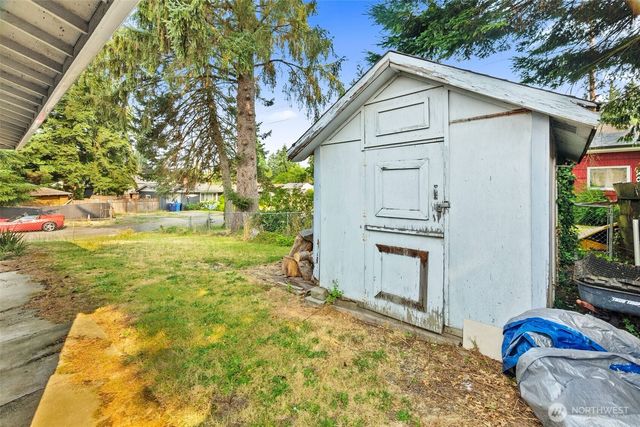 401 E 66th Street, Tacoma, WA 98404