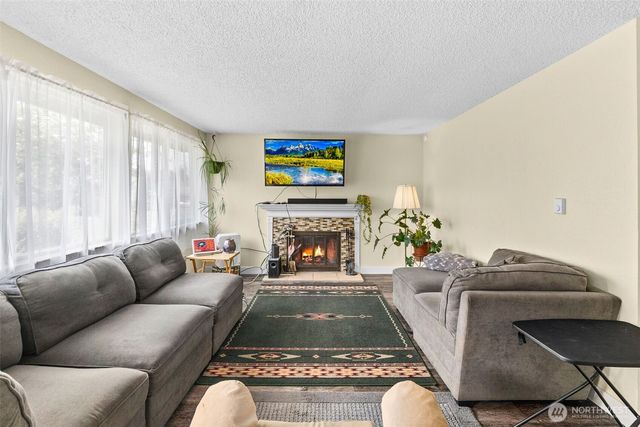 401 E 66th Street, Tacoma, WA 98404