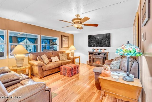 5435 W Flying Circle Street, Tucson, AZ 85713