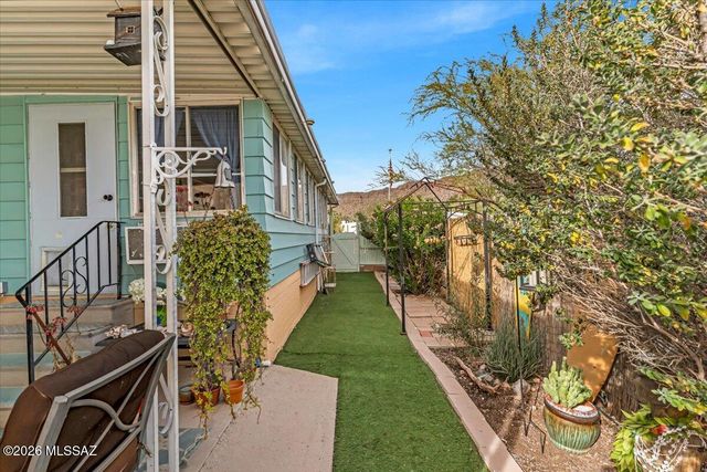 5435 W Flying Circle Street, Tucson, AZ 85713