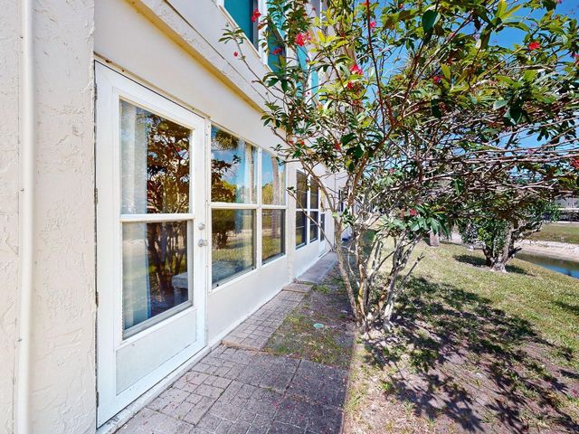 940 VIRGINIA STREET 103, Dunedin, FL 34698