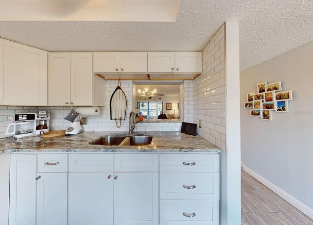 940 VIRGINIA STREET 103, Dunedin, FL 34698