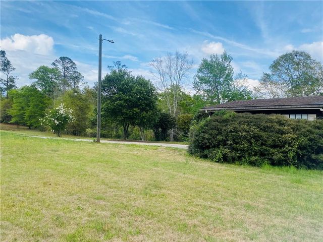 51 Forest Road, Lumpkin, GA 31815