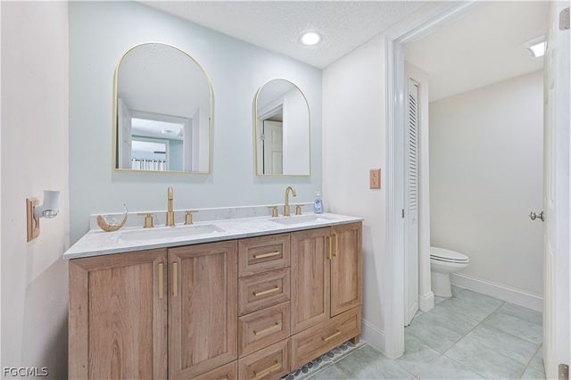 1520 Park Meadows DR 2, Fort Myers, FL 33907