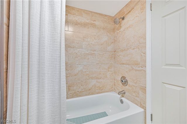 1520 Park Meadows DR 2, Fort Myers, FL 33907