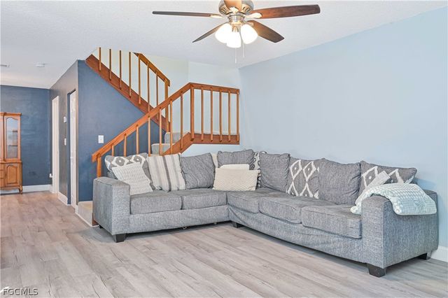 1520 Park Meadows DR 2, Fort Myers, FL 33907