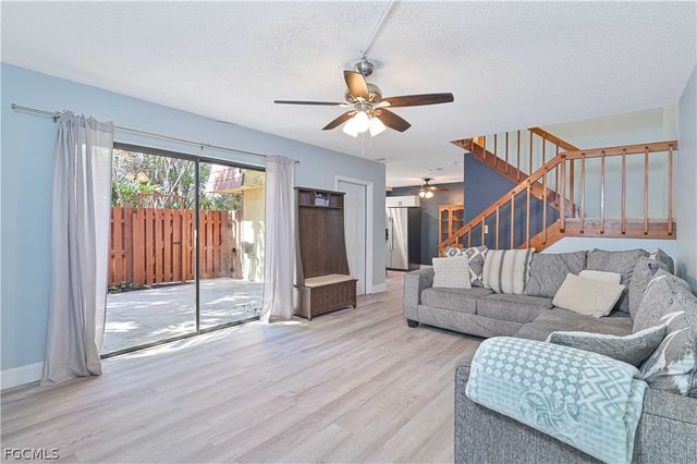 1520 Park Meadows DR 2, Fort Myers, FL 33907