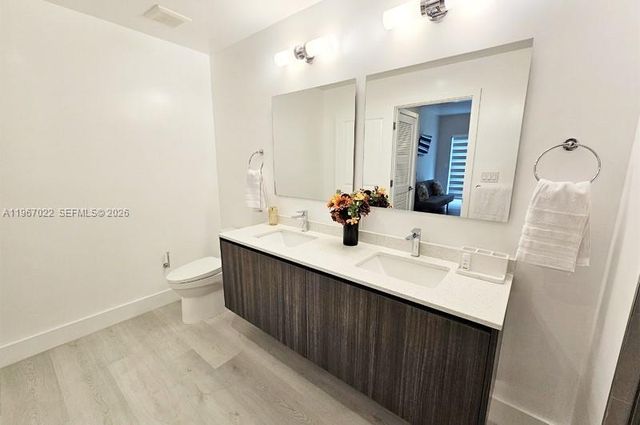 1938 Jackson Street 202, Hollywood, FL 33020
