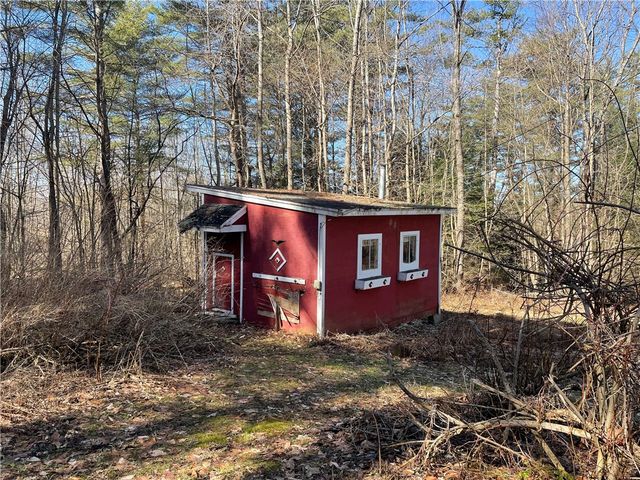 355 Gibbon Road, Norwich-town, NY 13815