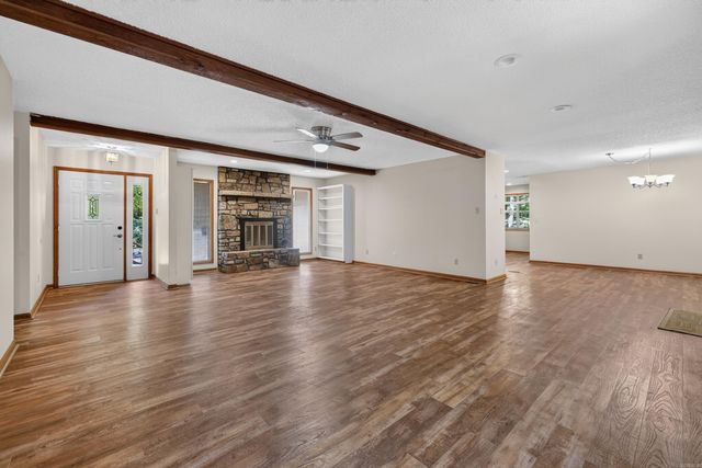 15 Del Camino Lane, Hot Springs Village, AR 71909