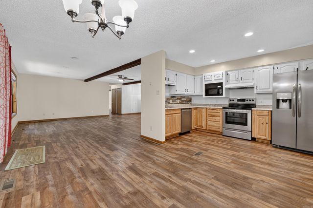 15 Del Camino Lane, Hot Springs Village, AR 71909