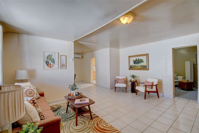 1726 Jay Street, Santa Fe, NM 87507