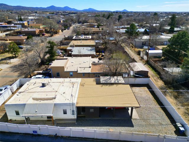 1726 Jay Street, Santa Fe, NM 87507