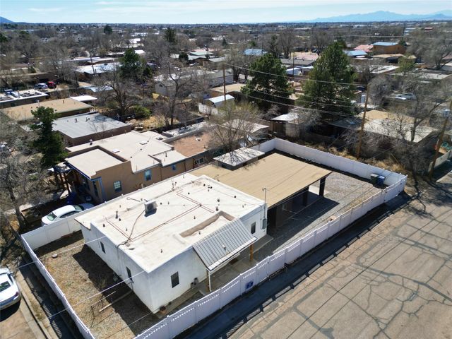 1726 Jay Street, Santa Fe, NM 87507