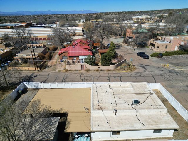 1726 Jay Street, Santa Fe, NM 87507