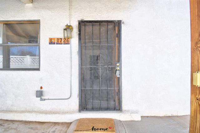 1726 Jay Street, Santa Fe, NM 87507