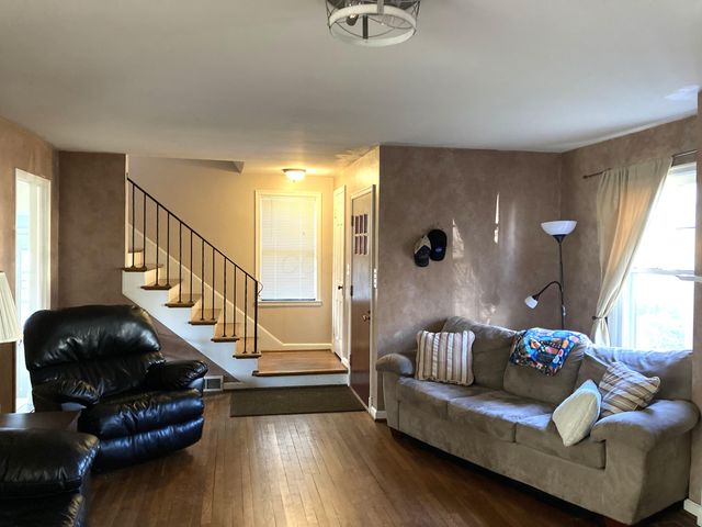 161 E Oakland Avenue, Columbus, OH 43201