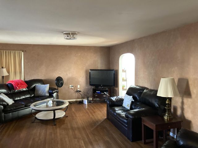 161 E Oakland Avenue, Columbus, OH 43201