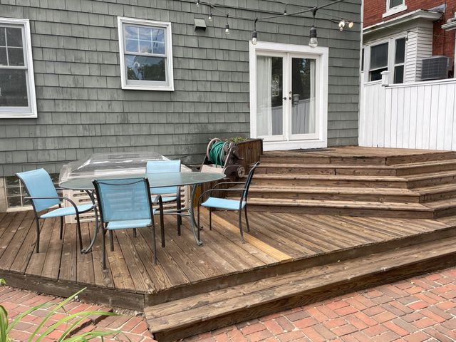 161 E Oakland Avenue, Columbus, OH 43201