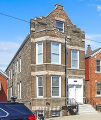 1226 W 31st Place, Chicago, IL 60608