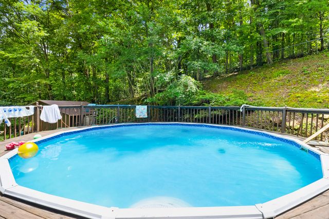 902 E 9th Street, London, KY 40741