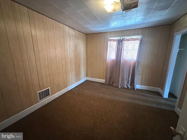 150-152 E PIEDMONT ST, Keyser, WV 26726