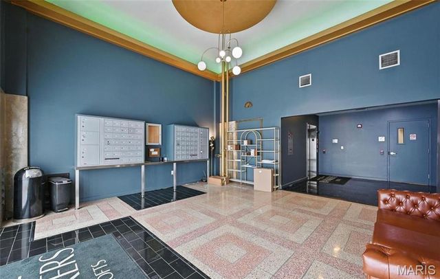 901 Washington Avenue 301, St Louis, MO 63101