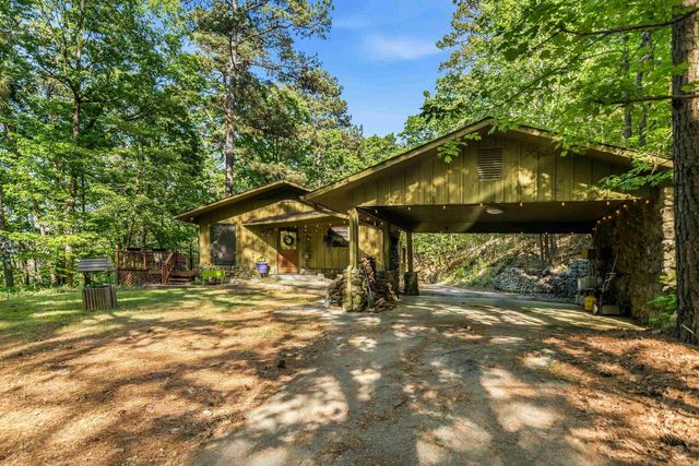 356 Trap Mountain Road, Hot Springs, AR 71913