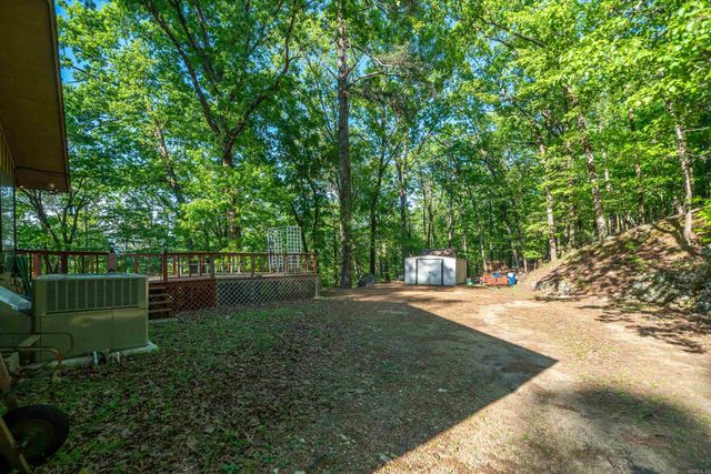 356 Trap Mountain Road, Hot Springs, AR 71913