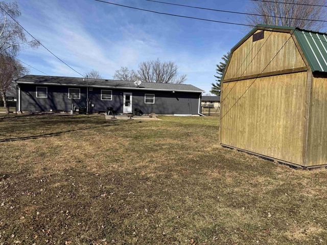 1915 Cedar Pointe Drive, Janesville, WI 53546