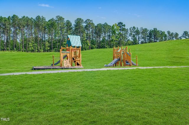 929 Cassa Clubhouse Way, Knightdale, NC 27545