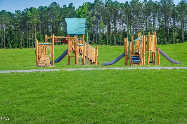 929 Cassa Clubhouse Way, Knightdale, NC 27545
