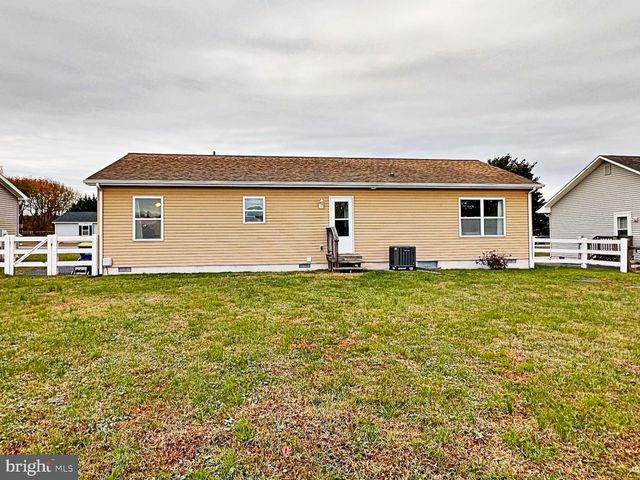 25 S GOVAN AVE, Frederica, DE 19946