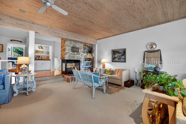 9 Braddock Cv, Hilton Head Island, SC 29928