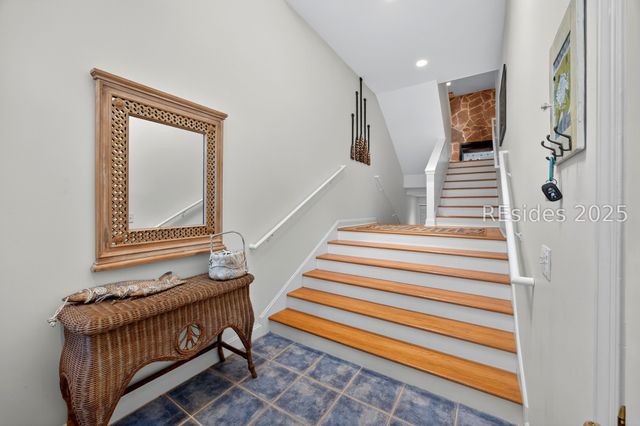 9 Braddock Cv, Hilton Head Island, SC 29928