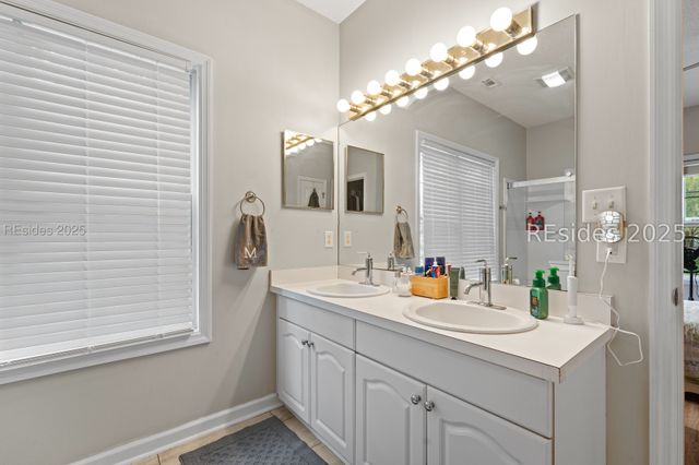 12 Brittany Place Drive 12, Hilton Head Island, SC 29928