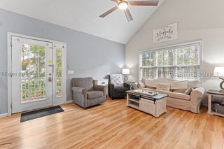 12 Brittany Place Drive 12, Hilton Head Island, SC 29928