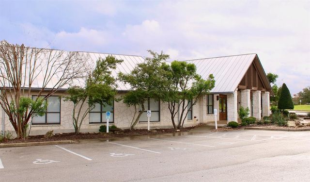 78 Dodder LN, Spring Branch, TX 78070